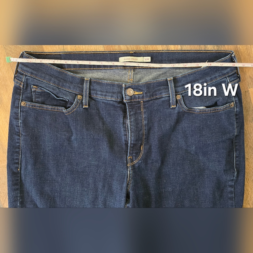 Levi's Size 16W Womens Dark Wash Blue Jeans Straight Cut - Picture 6 of 10